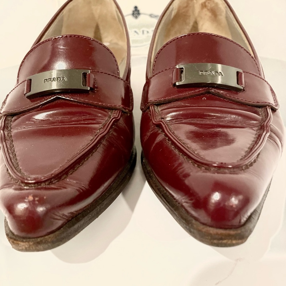 Prada loafers in Burgundy patent leather, 37 - Picture 4 of 6